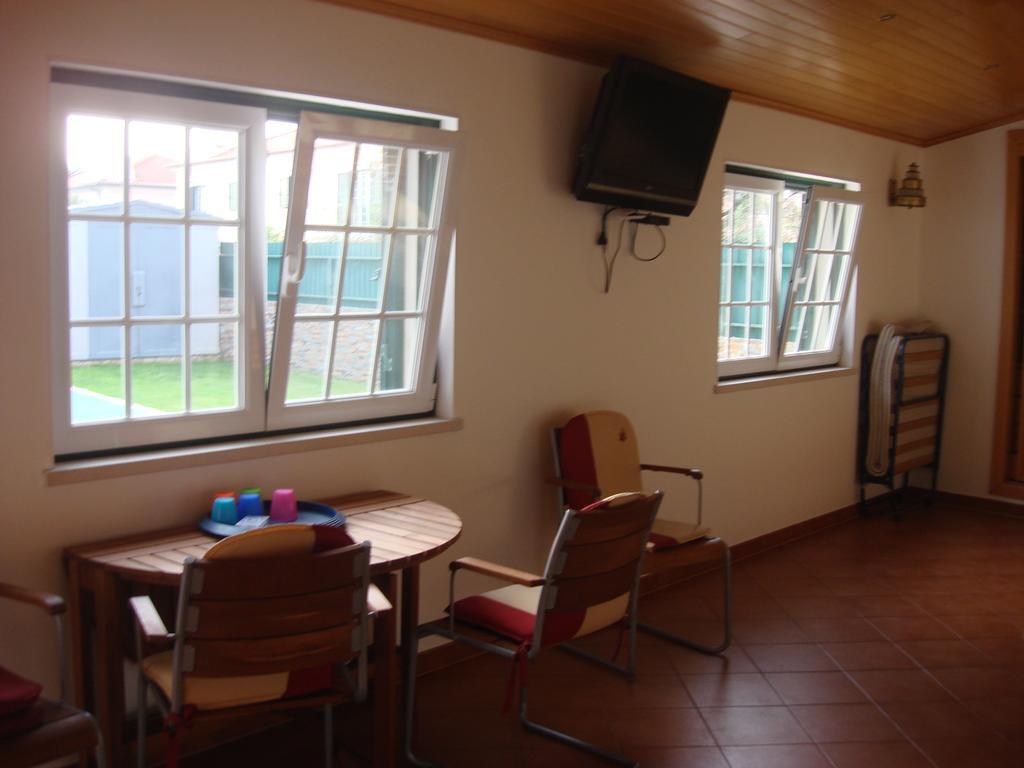 Guest House Dos Olivais アゼイタオン エクステリア 写真