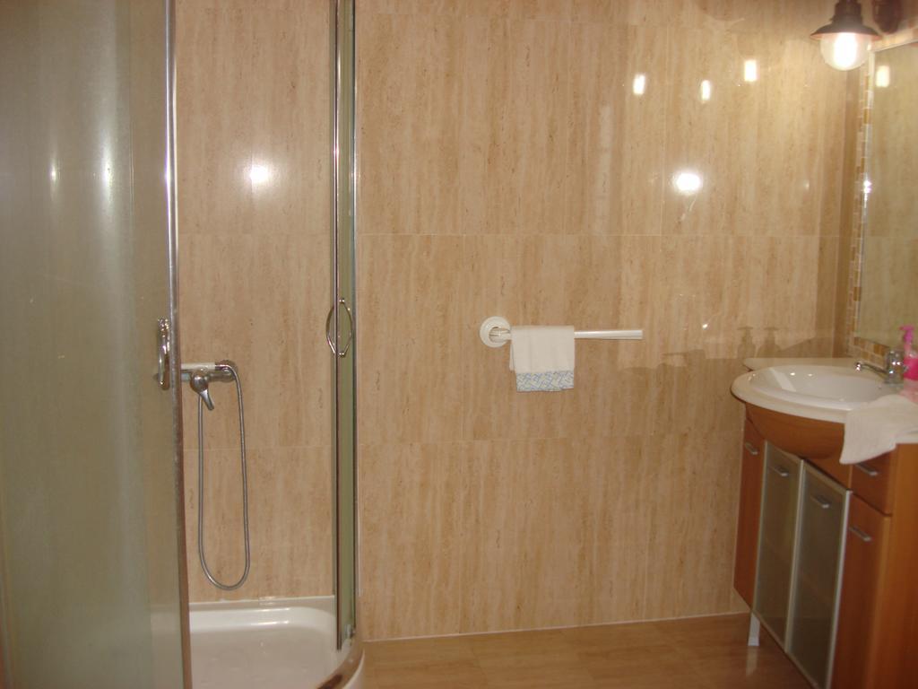 Guest House Dos Olivais アゼイタオン エクステリア 写真